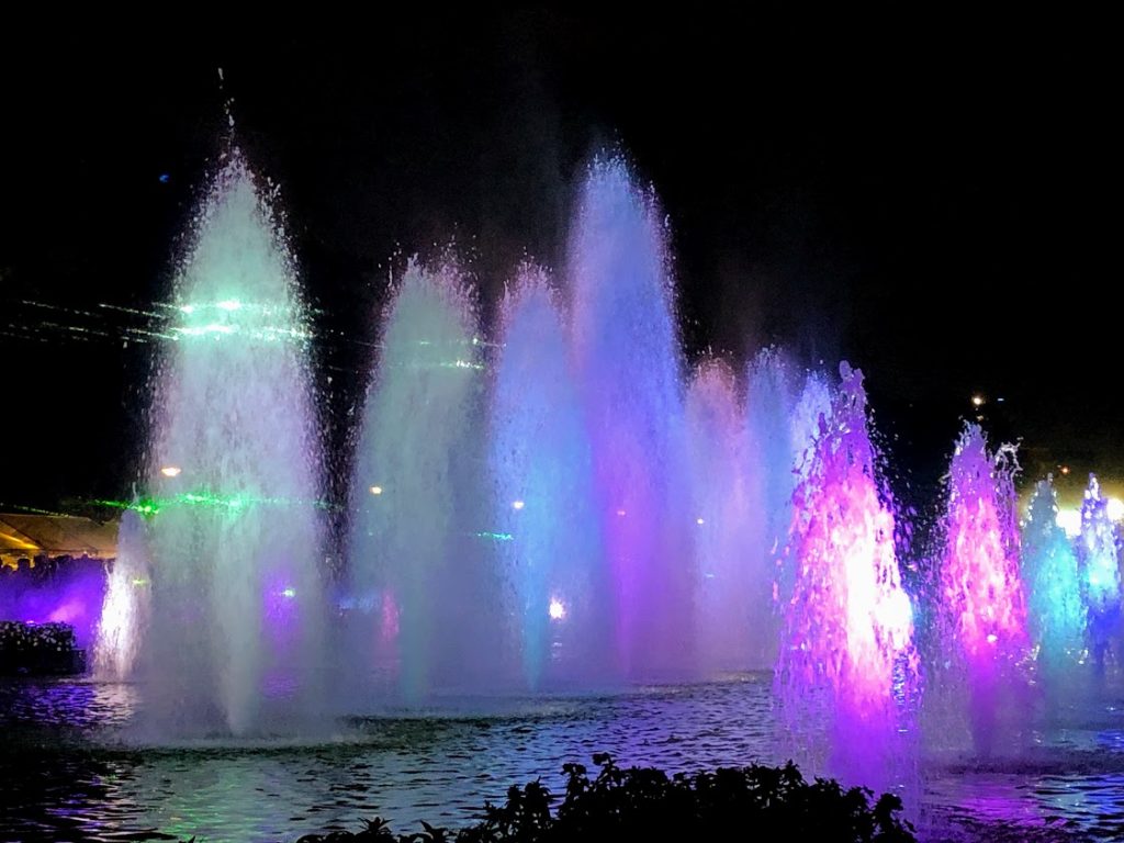 上野公園噴水広場のライトアップ
