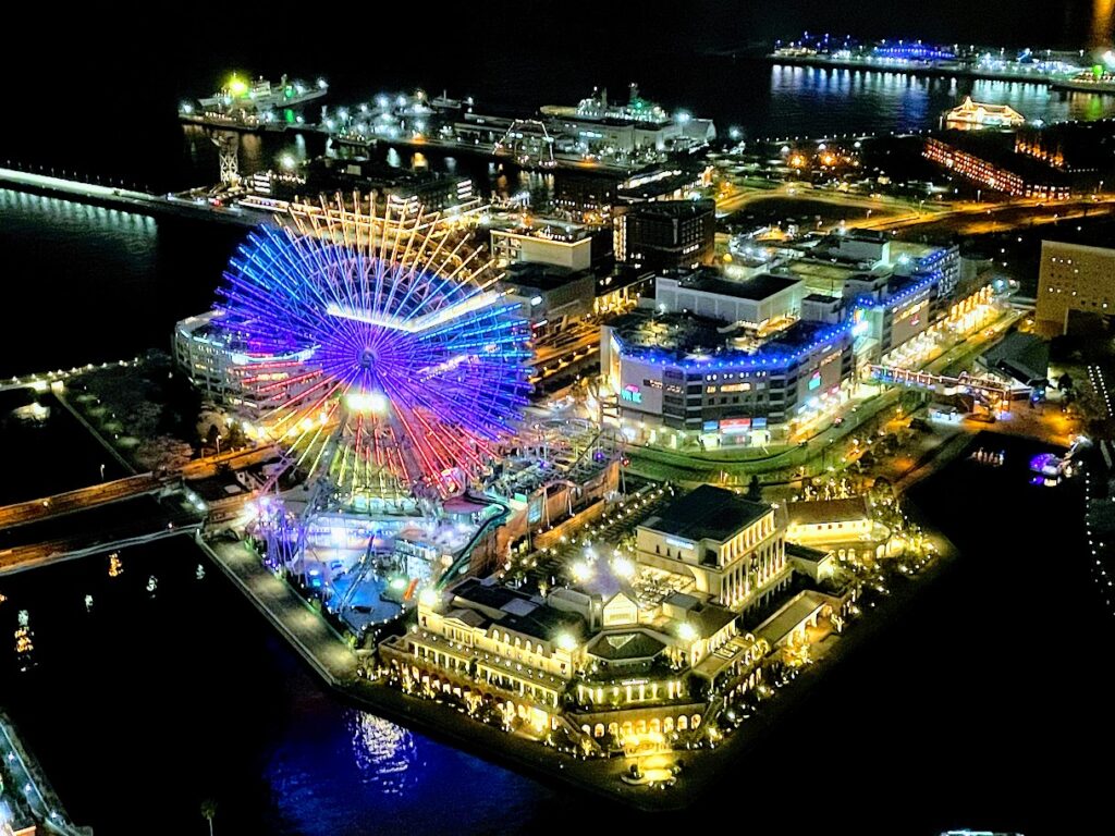 横浜ロイヤルパークホテルの夜景