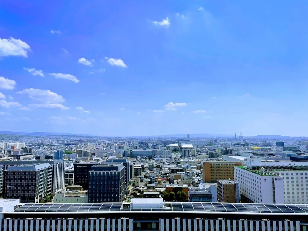 京都駅ビル 大空広場からの眺め