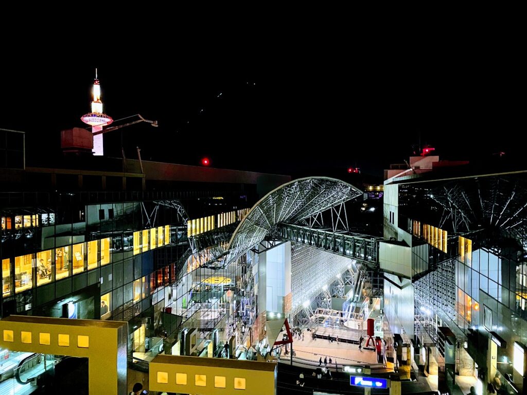 京都駅ビルの夜景