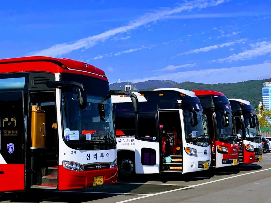韓国の観光バス